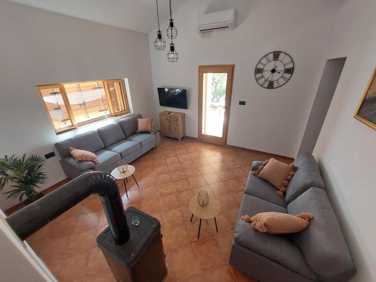 Olive Garden House Sibenik Villa ภายนอก รูปภาพ